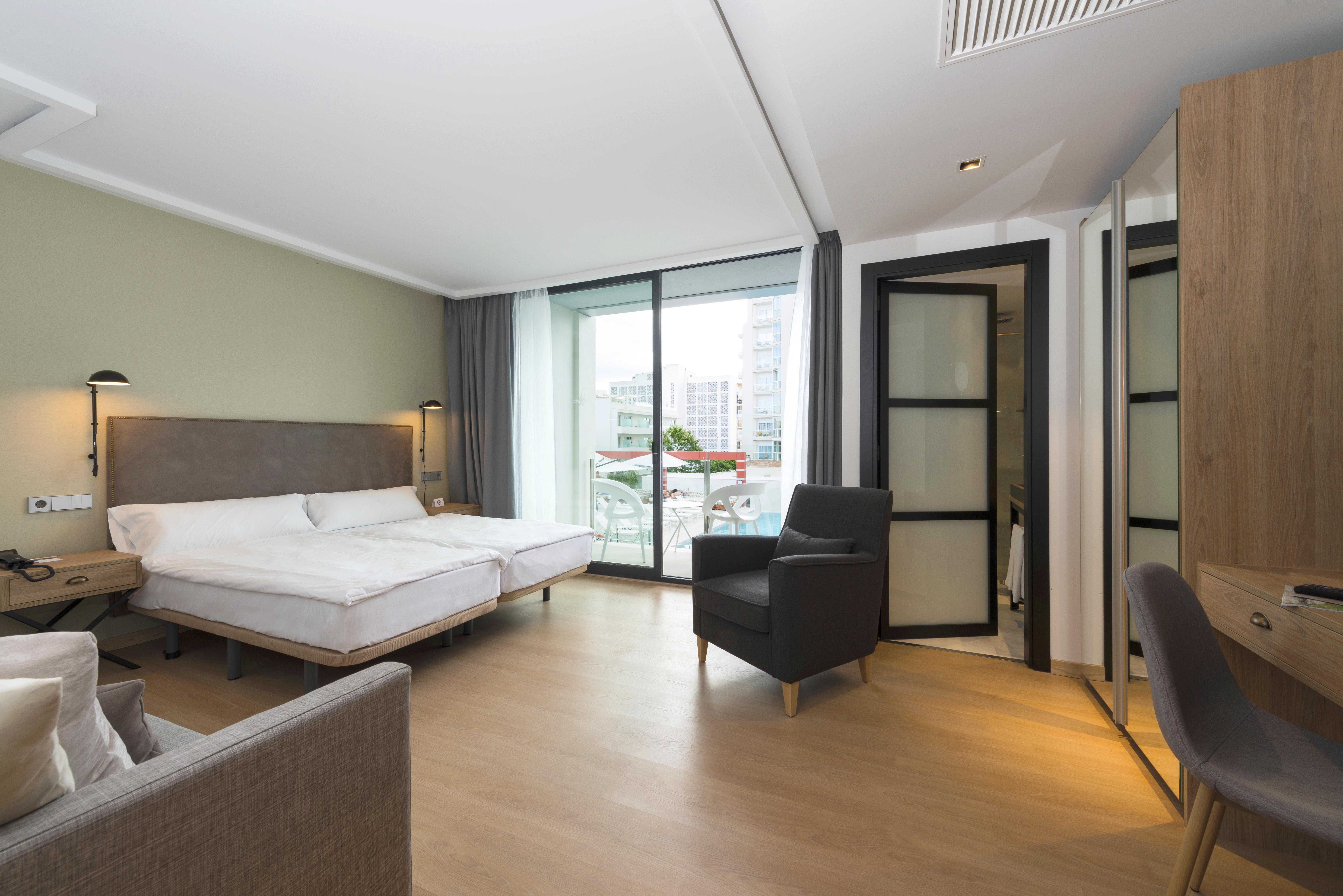 Kyrat Amarac Suites Cala Millor  Exterior photo