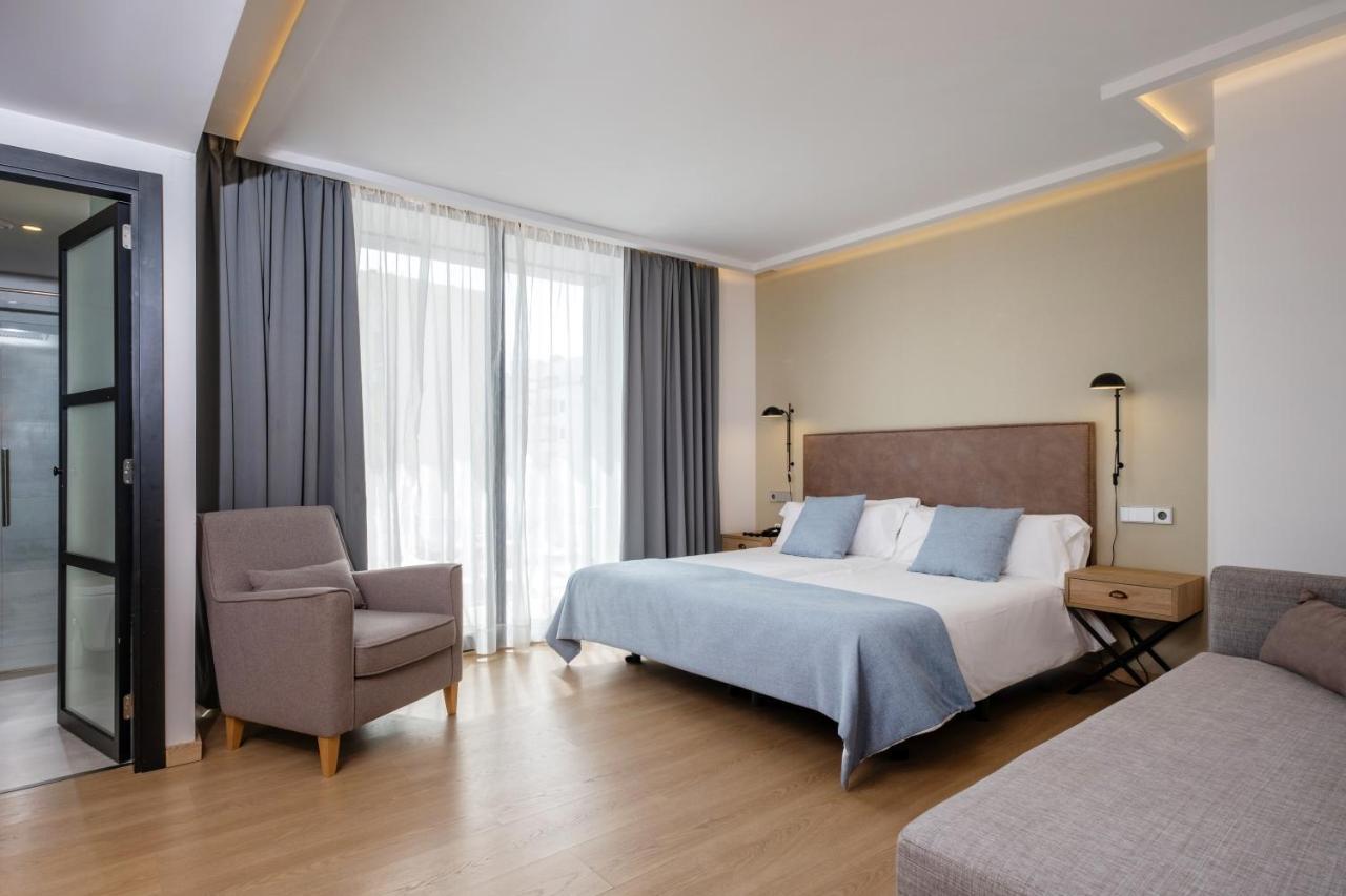 Kyrat Amarac Suites Cala Millor  Exterior photo